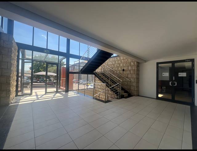 494M² OFFICE TO LET IN MEYERSDAL NATURE ESTATE
